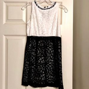 Kensie Dresses - Black and white Kensie mini dress Kensie Dresses - Black and white Kensie mini dress